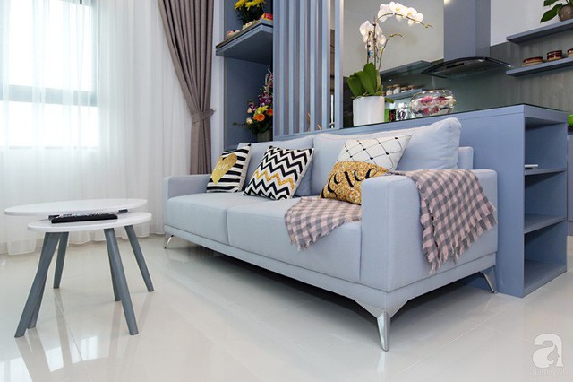 
Sofa được chọn với kích thước vừa vặn giúp cho căn phòng nhỏ thêm rộng rãi.
