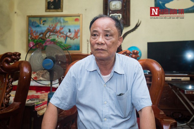 
Ông Nguyễn Văn Đang – ông ngoại của chị H. đau đớn trước cái chết uẩn ức của cháu gái. Ảnh: NĐT
