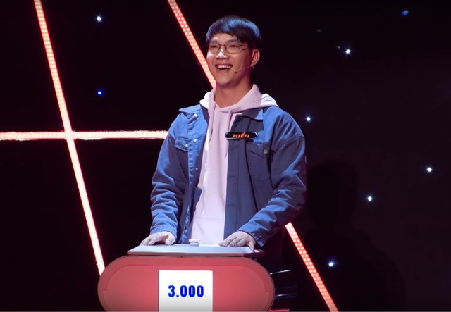 Thế Hiển, người đã loại Liêu Hà Trinh tại vòng 1 game show Đối Mặt Thời Gian