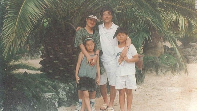 Hình ảnh gia đình hạnh phúc của ông Moon Jae In và bà Kim Jung-sook.