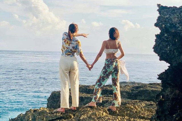 Kỳ Duyên và Minh Triệu đang có kỳ nghỉ tại đảo Bali, Indonesia và chia sẻ nhiều khoảnh khắc thân thiết bên nhau.