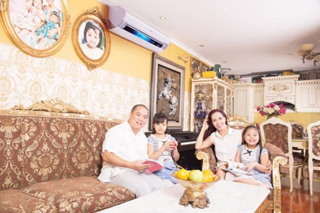 Sau rất nhiều thăng trầm của cuộc đời, hiện tại Thúy Hạnh và Minh Khang đang sinh sống trong một căn hộ hạng sang ở TP.HCM.