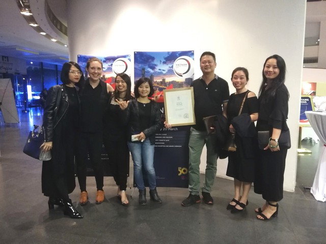 
Thái Anh và cộng sự của mình giành giải Danh dự (chỉ sau Quán quân) của cuộc thi Innovation for Good do Đại sứ quán Thụy điển và Đại học Lund tổ chức.
