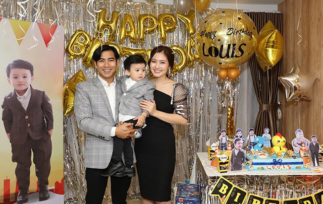 Ngọc Lan và Thanh Bình trong tiệc sinh nhật hai tuổi của con trai.