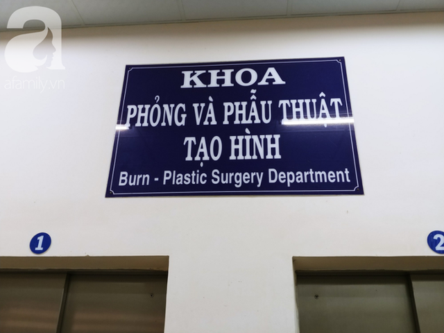 
Khoa Phỏng và Phẫu thuật tạo hình, Bệnh viện Chợ Rẫy (TP.HCM), nơi bà D. được đưa vào cấp cứu.
