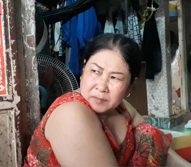 
Bà Huỳnh Thị Lĩnh kể lại sự việc
