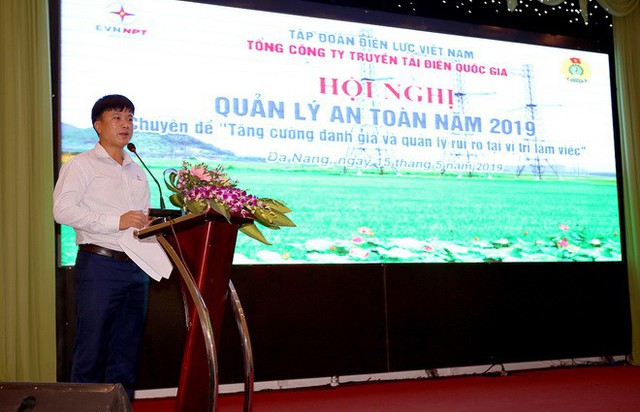 Đ/c Lưu Việt Tiến, Phó Tổng Giám đốc EVNNPT phát biểu kết luận Hội nghị.