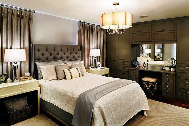 
7. Thiết kế phòng ngủ và bàn trang điểm theo phong cách hiện đại, truyền thống mang tới cảm giác sang trọng cho người nhìn.
