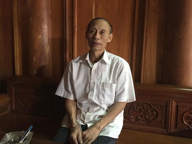 
Lão nông Nguyễn Quang Học (63 tuổi) ở xã Hạ Bằng, huyện Thạch Thất, TP. Hà Nội.
