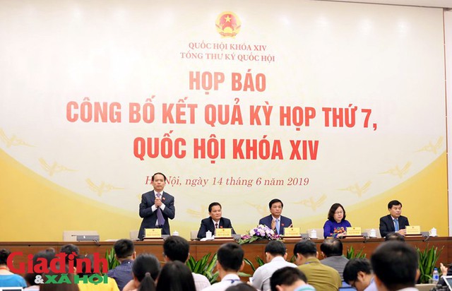 Họp báo công bố kết quả Kỳ họp thứ 7, Quốc hội khóa XIV.