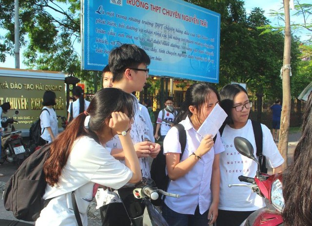 Các thí sinh tỉnh Hải Dương tham dự kỳ thi tuyển sinh vào lớp 10 công lập năm học 2019 - 2020. Ảnh: TL