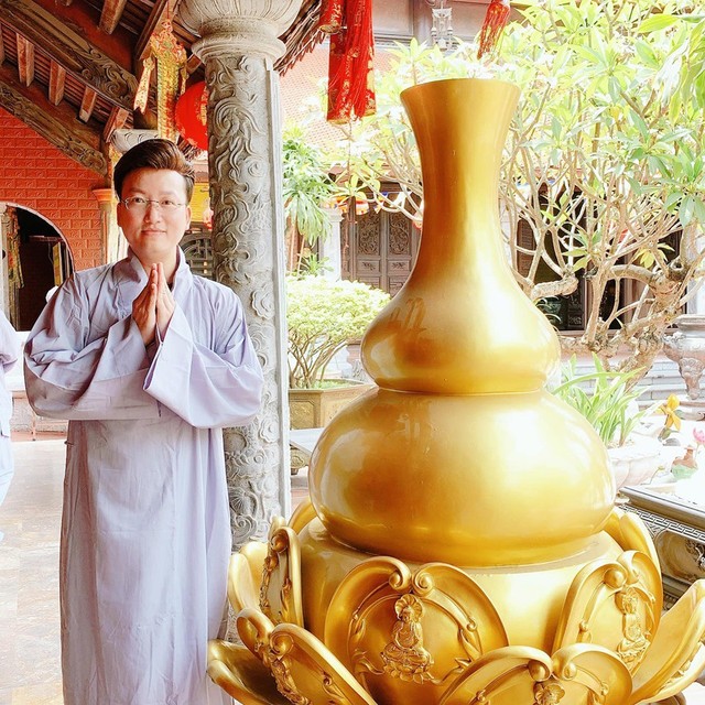 
Từ sau biến cố cuộc sống, Sỹ Luân tìm đến cửa Phật
