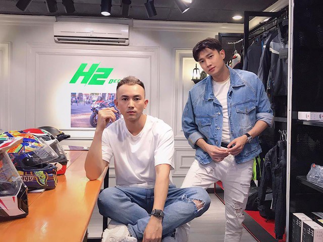 Anh Vũ và Quốc Trường trong vai Dũng và Vũ.