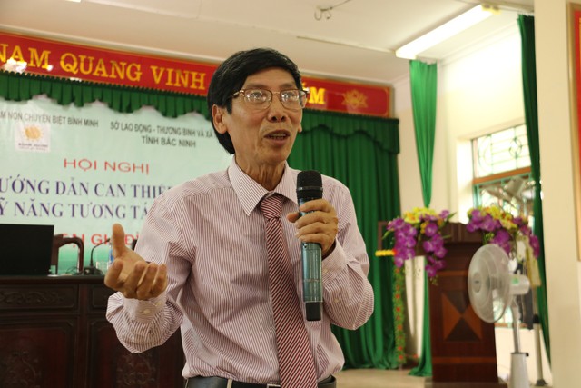 Tưởng con thông minh, hóa ra mắc bệnh