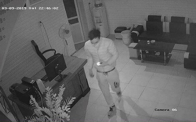 Hình ảnh đối tượng trộm cắp tài sản bị camera ghi lại