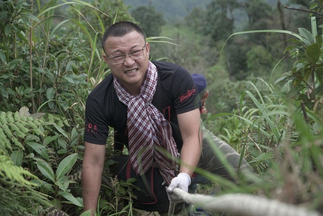 
Nhà báo Trần Sơn Bách trong chuyến tác nghiệp tại Sapa (Lào Cai). Ảnh: NVCC
