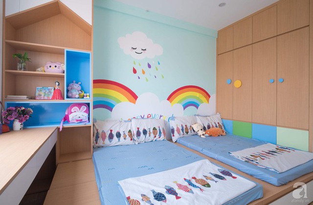 
Căn phòng luôn mang lại sự tiện dụng và sinh động, phù hợp với lứa tuổi của các bé, đồng thời cũng tạo sự liên kết đặc biệt với không gian chính.
