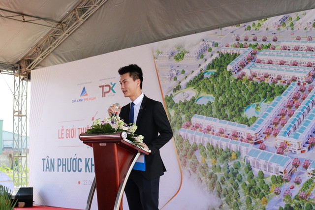 Ông Nguyễn Quốc Quý – Tổng giám đốc Công ty Cổ phần Đất Xanh Premium phát biểu tại buổi lễ
