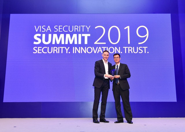 Vietcombank vinh dự nhận giải thưởng “Champion security award” của tổ chức thẻ quốc tế visa - Ảnh 1.