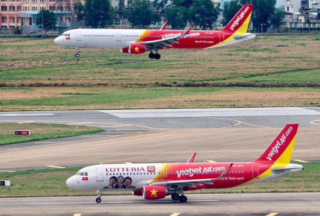 
Nhiều phi công của Vietjet bức xúc trước việc hãng này tăng giờ bay và lo ngại uy hiếp an toàn bay.
