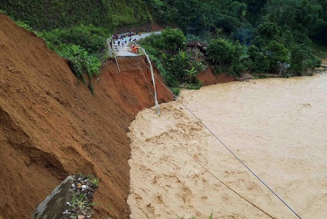 Lai Châu: Phát hiện thêm thi thể 1 nạn nhân bị lũ cuốn trôi - Ảnh 1.