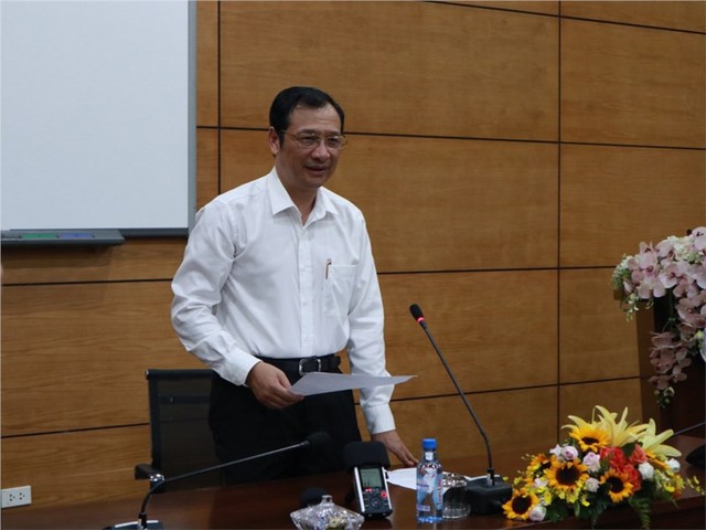 Ông Lê Hoài Nam cung cấp thông tin về kỳ thi. Ảnh: Sở GD&ĐT TP.HCM