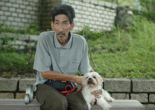Xa Bảo La vào vai người đàn ông bị ung thư trong phim Ông già và con chó.