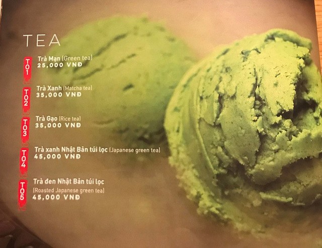 Menu nh&agrave; h&agrave;ng ni&ecirc;m yết gi&aacute; c&aacute;c loại đồ uống kh&aacute; r&otilde; r&agrave;ng.