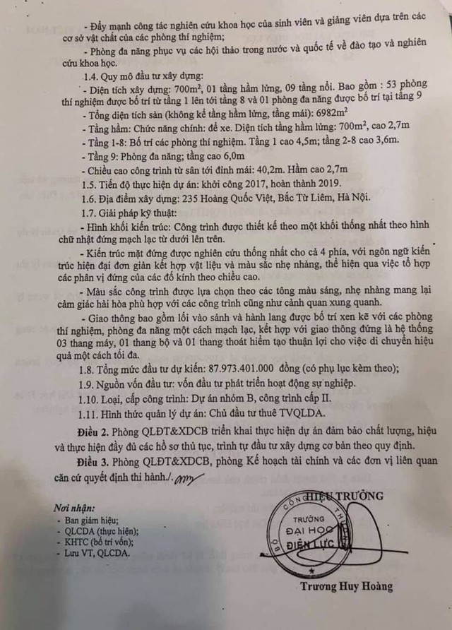 Tương tự, Công trình dự án nhóm B, sử dụng vốn đầu tư phát triển hoạt động sự nghiệp cũng do  ông Trương Huy Hoàng, Hiệu trưởng trường ĐH Điện lực ý phê duyệt.