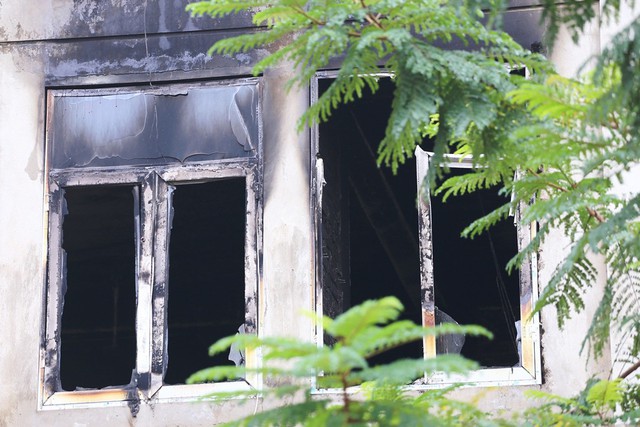 Hà Nội: Hiện trường vụ cháy lớn tại quán gà ở KĐT Thiên đường Bảo Sơn - Ảnh 9.