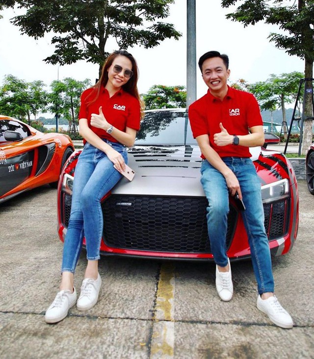 Giữa tháng 6 vừa qua, anh cùng Đàm Thu Trang tham gia sự kiện Car Pasion 2019 với siêu xe R8V10 Plus trị giá 14 tỷ đồng.