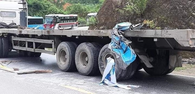 Hai giáo viên tiểu học Hải Phòng tử nạn trên đường đi từ thiện ở Hà Giang - Ảnh 2.