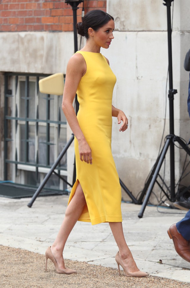 Dù bị chỉ trích nhưng phải công nhận, style của Meghan Markle vẫn có ít nhất 5 điều đáng học hỏi - Ảnh 10.