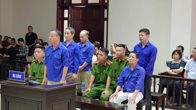 Xử vụ bảo kê chợ Long Biên: Hưng kính bị đề nghị đến 5 năm tù - Ảnh 2.
