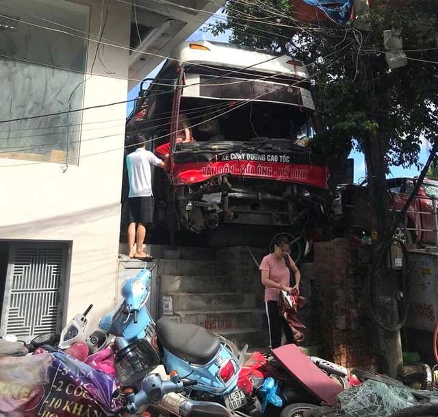 Hé lộ nguyên nhân vụ tai nạn thảm khốc tại Quảng Ninh - Ảnh 4.