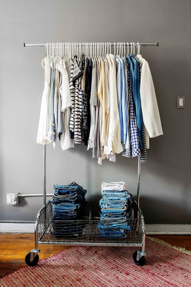 Những giải pháp lưu trữ quần áo sáng tạo dành riêng cho không gian nhỏ  - Ảnh 9.