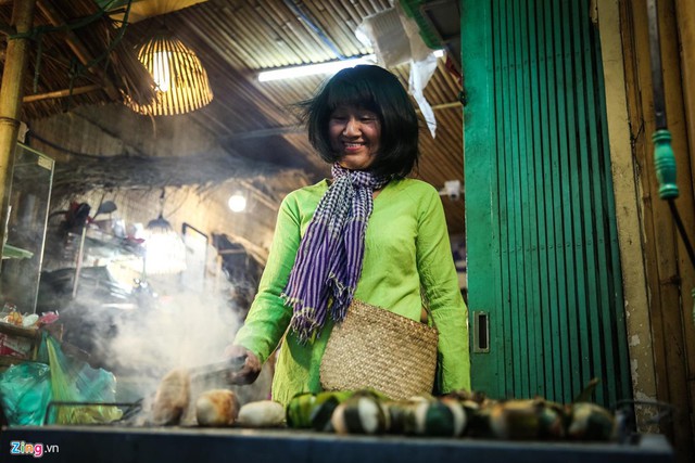 Tiệm chuối nướng 15 m2 doanh thu chục triệu mỗi ngày ở Sài Gòn - Ảnh 5.