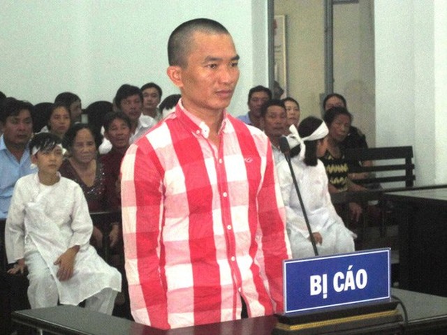 
Bị cáo Phạm Thành Công bị tuyên phạt 17 năm tù vì đánh chết chủ thầu
