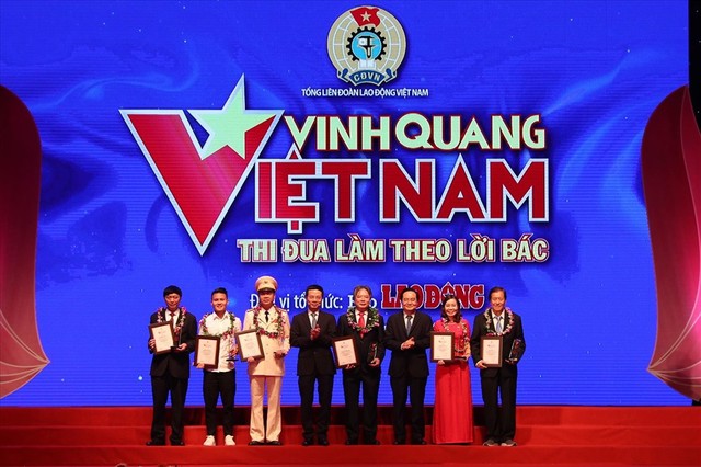 Hai đại diện tiêu biểu ngành Y nhận Vinh danh Vinh quang Việt Nam - Ảnh 2.