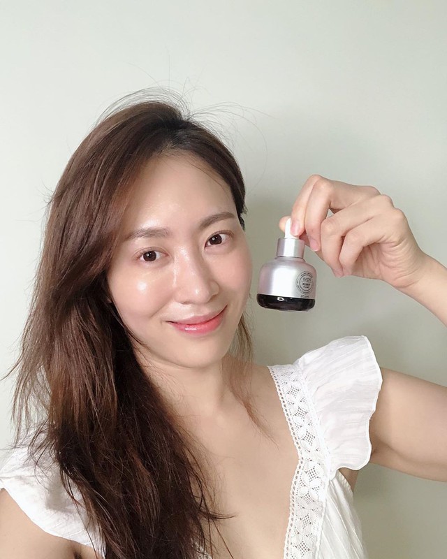 Nghe hơi sai nhưng 4 bí kíp skincare bỏ hết bước nọ, “tẩy chay” bước kia này lại giúp lột xác làn da cực đỉnh - Ảnh 2.