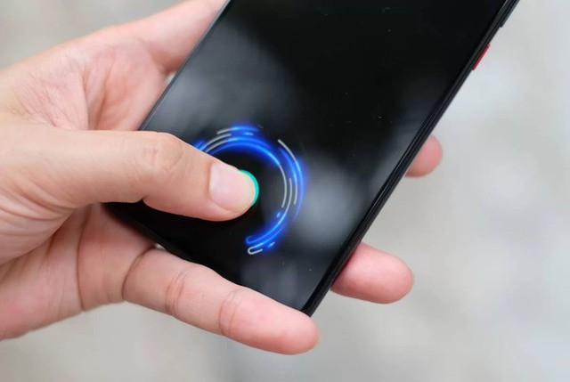 8 smartphone cảm biến vân tay dưới màn hình mới về Việt Nam  - Ảnh 4.