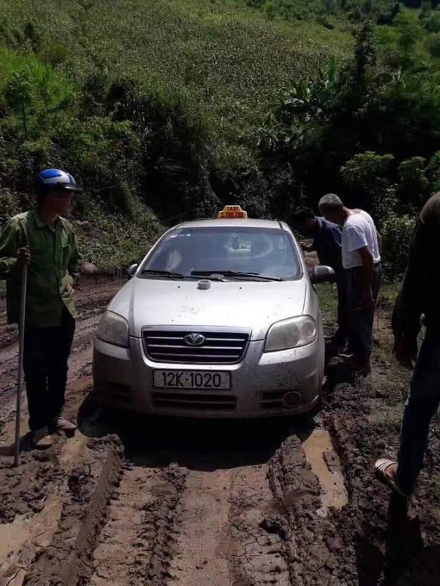Nghi án giết người, cướp taxi từ Lạng Sơn mang lên Sơn La phi tang: Bắt 3 đối tượng ngoại quốc - Ảnh 2.