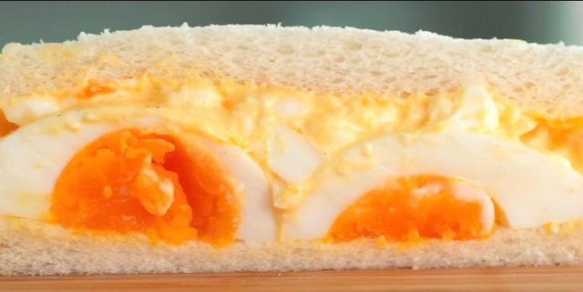 Bữa sáng ngon lành với bánh mì sandwich trứng kiểu mới - Ảnh 3.