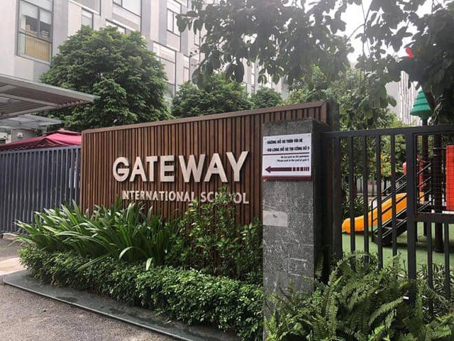 Người phụ nữ đưa đón học sinh trường Gateway bị viện kiểm sát triệu tập lần 2 - Ảnh 3.