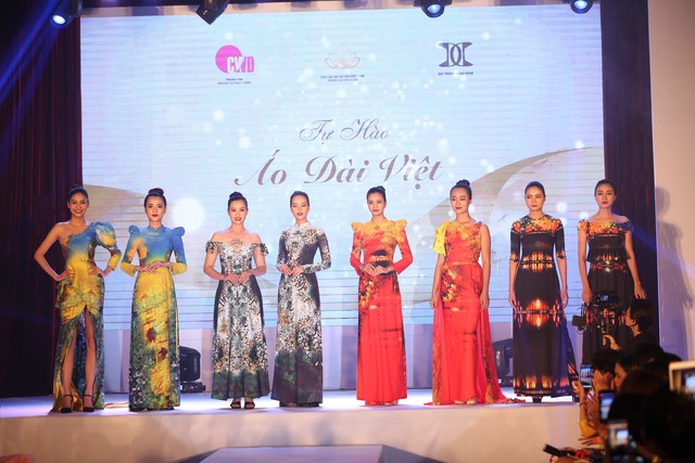 NTK Đỗ Trịnh Hoài Nam đưa BST áo dài cảm hứng di sản mở màn tại New York Couture Fashion Week 2019 - Ảnh 2.