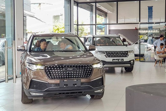 Lắp ở Việt Nam, ô tô Tàu giảm mạnh, 450 triệu 1 con SUV long lanh - Ảnh 1. Lắp ở Việt Nam, ô tô Tàu giảm mạnh, 450 triệu 1 con SUV long lanh - Ảnh 1.