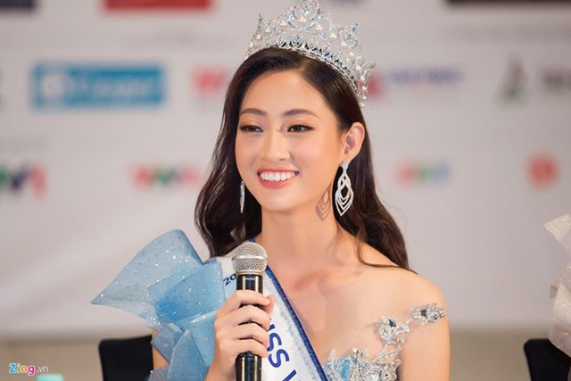 Hoa hậu Lương Thùy Linh - 12 năm học giỏi, mẹ làm Giám đốc Kho bạc - Ảnh 2.