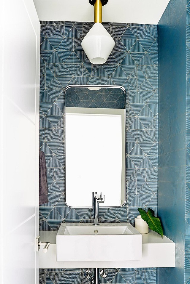 Khó cưỡng lại vẻ đẹp của những phòng tắm màu xanh dịu mát - Ảnh 9.