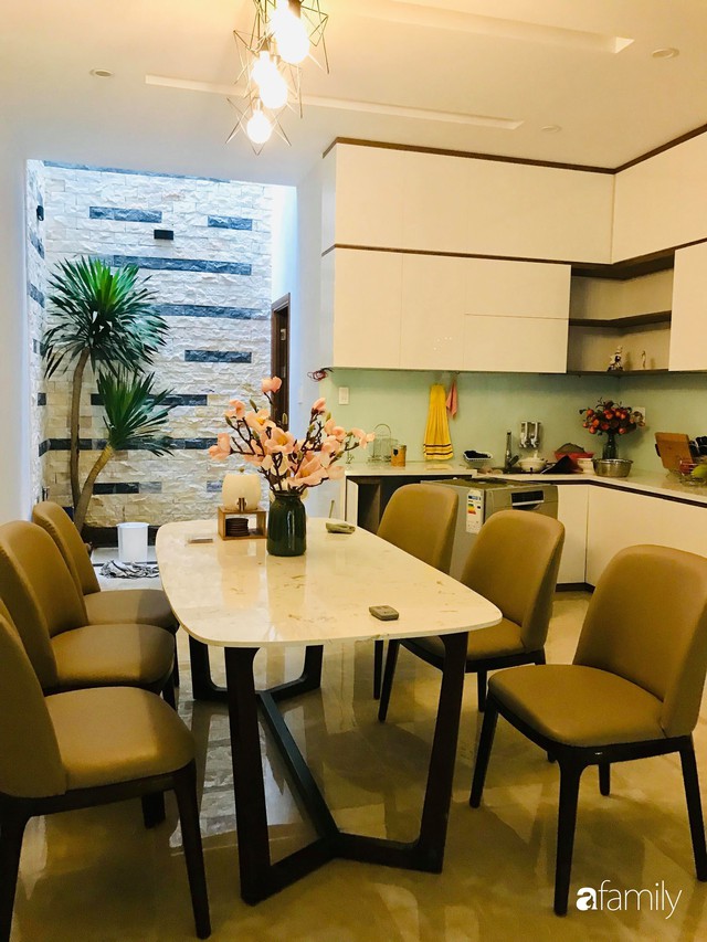 Ngôi nhà phố đong đầy hạnh phúc được thiết kế theo lối kiến trúc hiện đại của cô giáo ở Quảng Ngãi - Ảnh 6. Ngôi nhà phố đong đầy hạnh phúc được thiết kế theo lối kiến trúc hiện đại của cô giáo ở Quảng Ngãi - Ảnh 6.