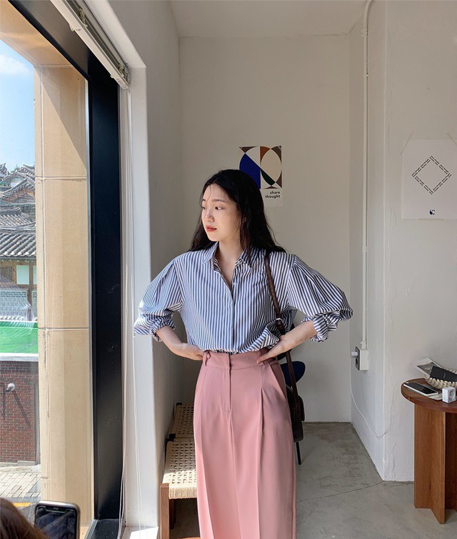Có một kiểu áo sơ mi đang rất được lòng các sao nữ xứ Hàn: Diện lên trẻ trung, thu gọn vóc dáng - Ảnh 9.